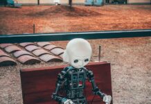 AI 기반 건강 관리, 일상 속 똑똑하게 실천하는 법 black and white robot toy on red wooden table